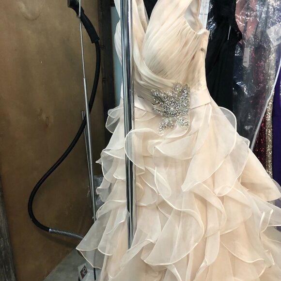 SAMPLE Wedding Dress Princess, Ruffle Ballgown, Champagne Off-the-shoulder Bling - Picture 7 of 11